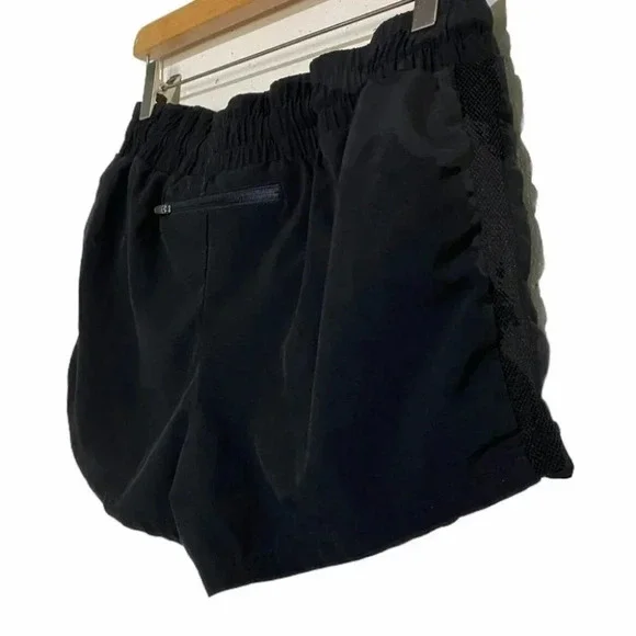 Fabletic L black drawstring running shorts w/ mesh - Picture 4 of 6